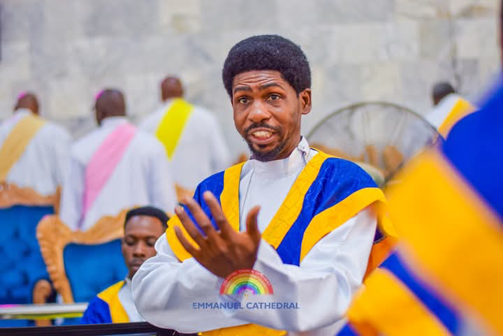 Directing liturgical music — Celestial Church of Christ